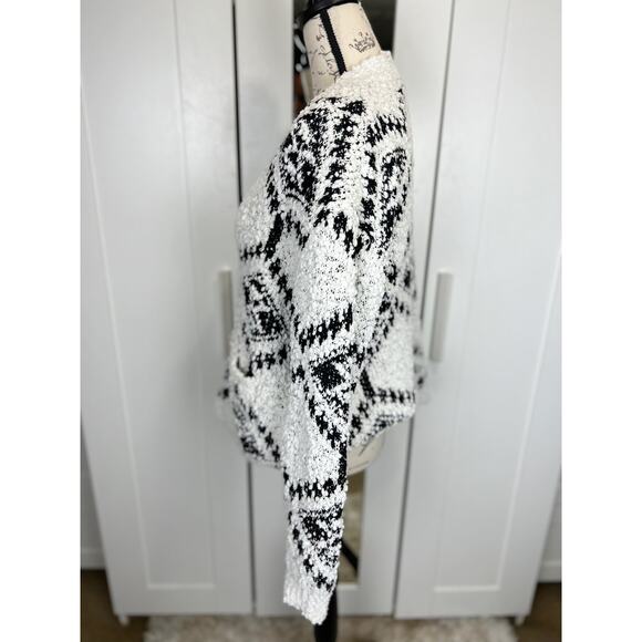 HYFVE Black White Oversized Popcorn Knit Button Down Cardigan Sweater Size Small - Picture 6 of 13